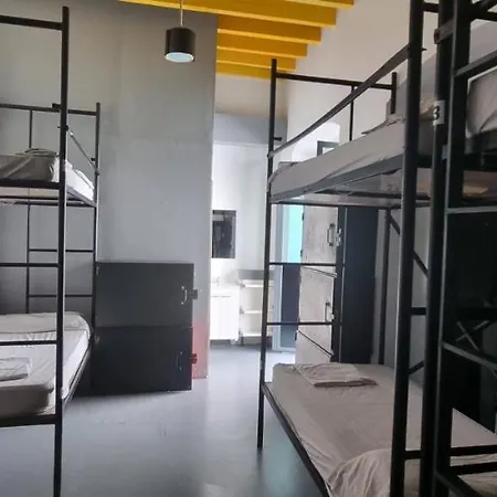 Hostel Your Way Sevilla