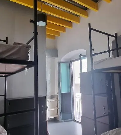 Your Way Hostel Sevilla