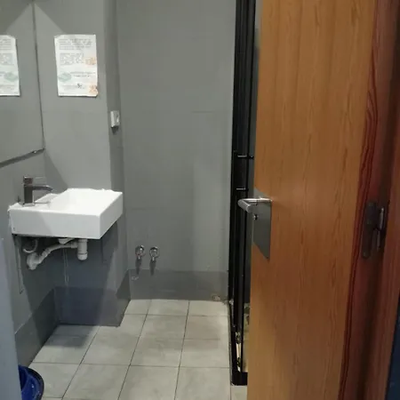 Hostel Your Way *
